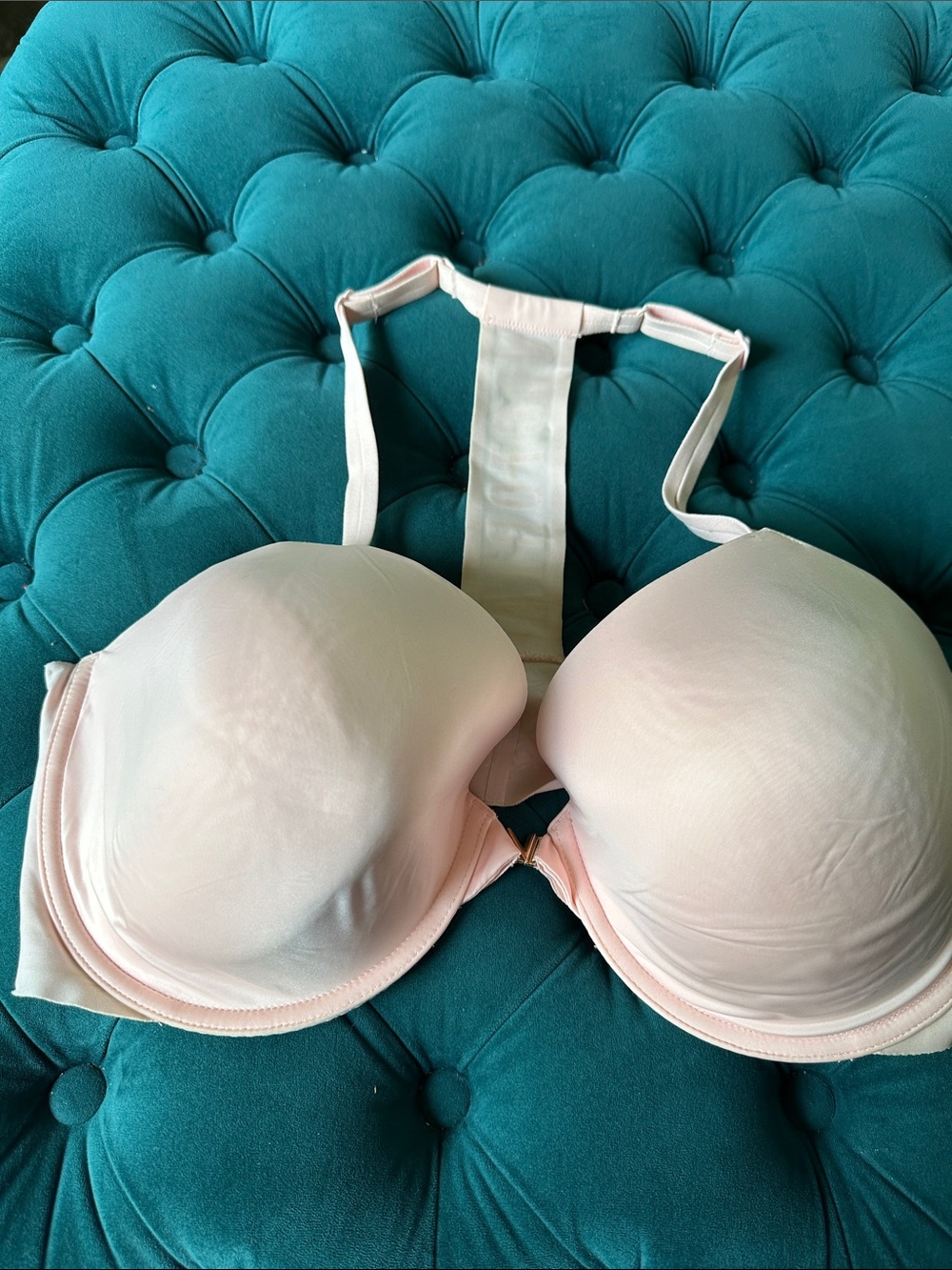 Victoria's Secret Pink Convertible Racerback Molded Cup Bra